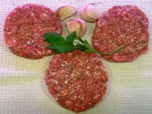 Hamburguesa de xai amb all i julivert